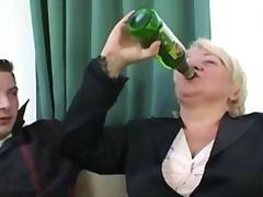 granny, housewife, mature, mom, mother, reality, wife, old, grandma, grandmafriends.com
